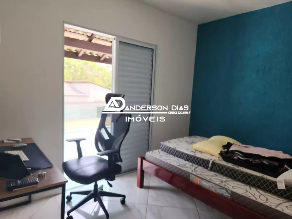 Sobrado com 3 dormitórios , 1 suíte para locação defintiiva - Massaguaçu- por R$ 2.500,00- Caraguatatuba-SP